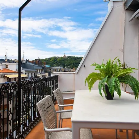 Modern With Spacious Terrace